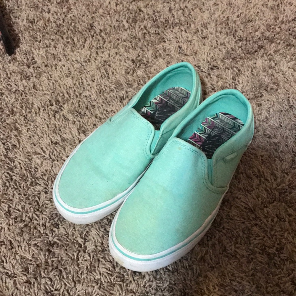 Women’s vans classic slip on